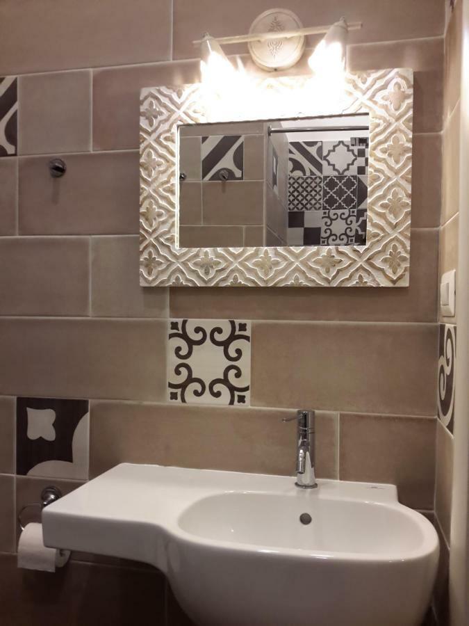 Bed and Breakfast Le Stanze Di Penelope Salerno Exterior foto