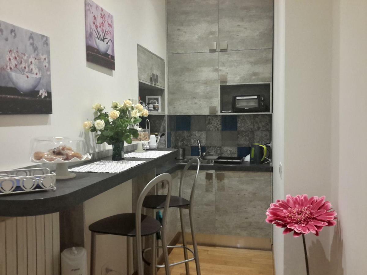 Bed and Breakfast Le Stanze Di Penelope Salerno Exterior foto