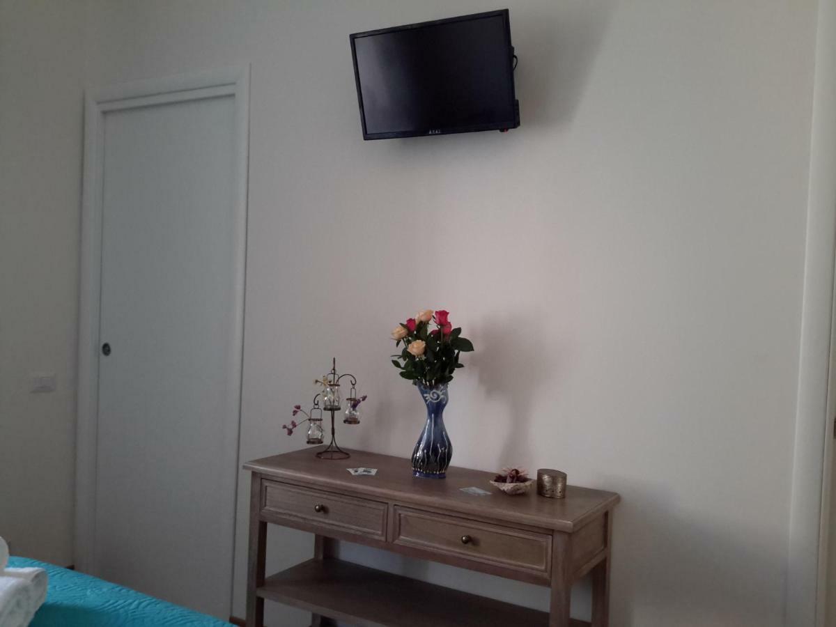 Bed and Breakfast Le Stanze Di Penelope Salerno Exterior foto
