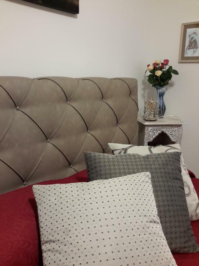 Bed and Breakfast Le Stanze Di Penelope Salerno Exterior foto