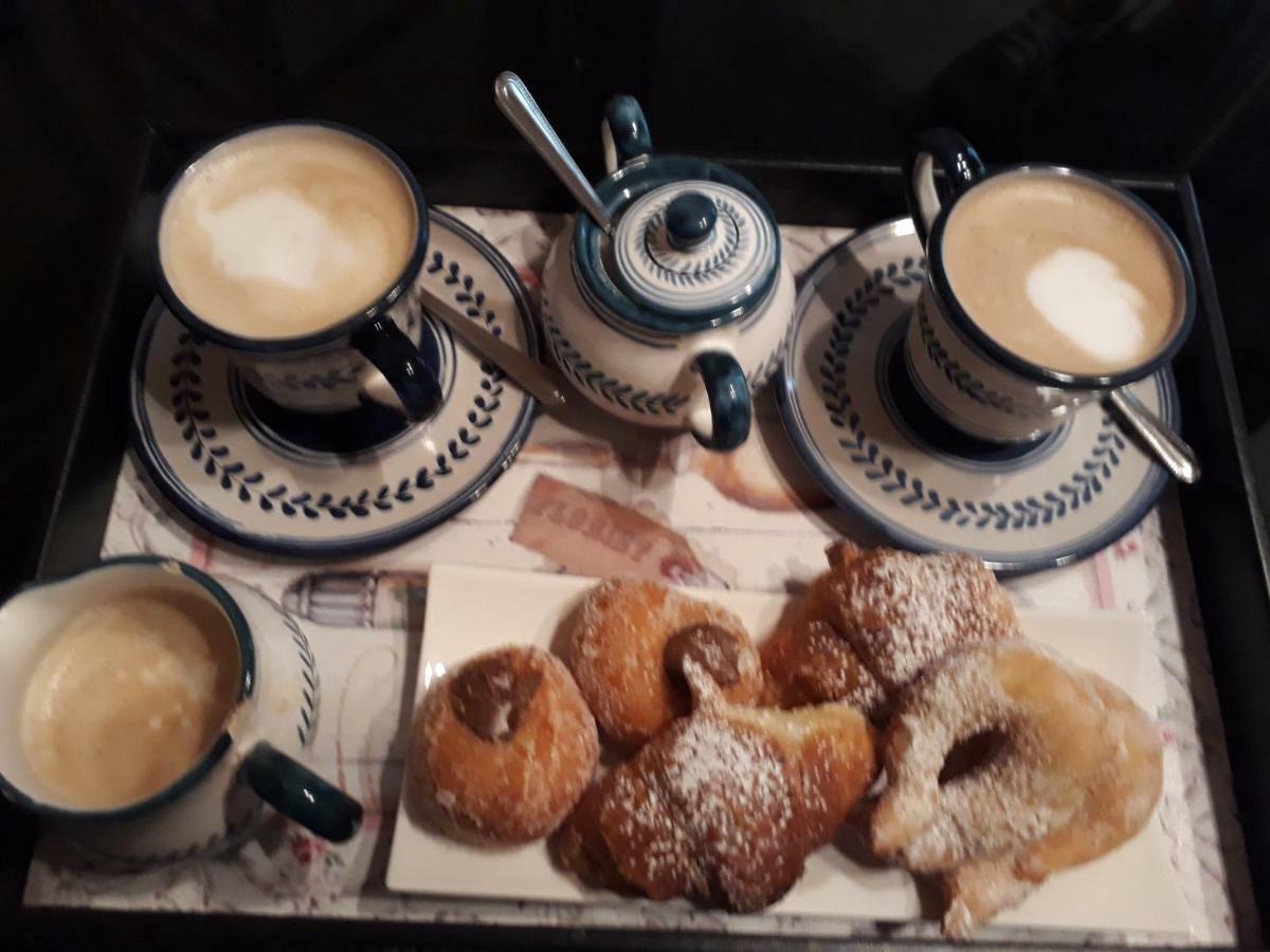 Bed and Breakfast Le Stanze Di Penelope Salerno Exterior foto
